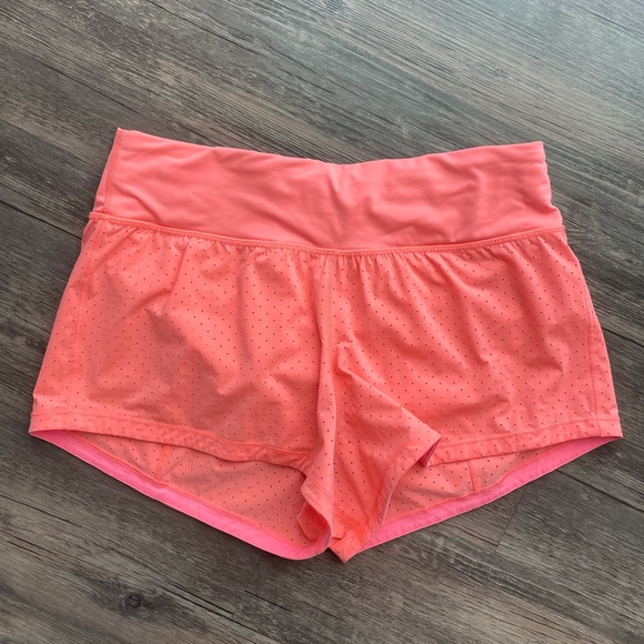 lululemon athletica Pants - Lululemon Final Lap Shorts